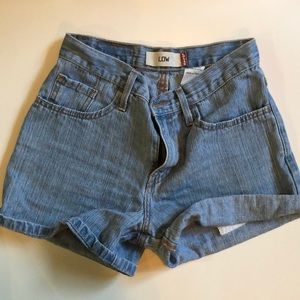 Levi’s jean shorts